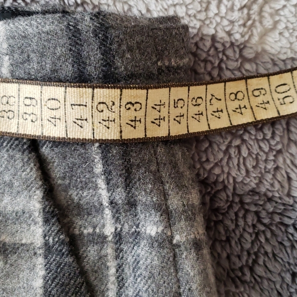 Joe Fresh woolen shorts - Picture 5 of 6